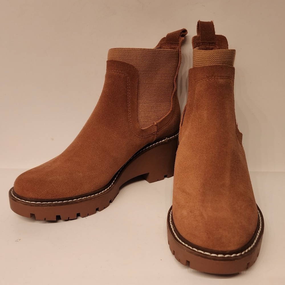 Aqua College Demi Suede Lug Sole Women’s Chelsea Boots Brown Size 6.5 - Picture 4 of 15
